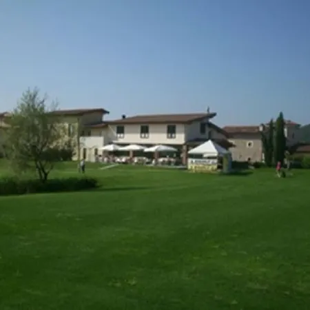 Il Colombaro Tipo D Apartment San Felice del Benaco