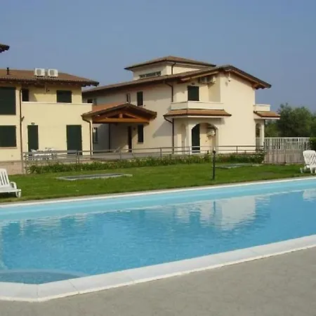 Apartment Il Colombaro Tipo D San Felice del Benaco